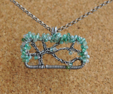 Oak Tree Necklace - Aventurine / Main Image