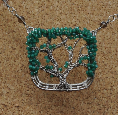 Oak Tree Necklace - Green Onyx