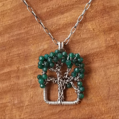 Oak Tree Necklace - Jade