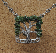 Oak Tree Necklace - Tourmaline / Main Image