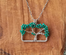 Oak Tree Necklace - Green Onyx / Main Image