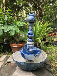 blue fountain / Main Image