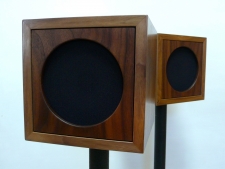 Audiowood El Boxo Uno Speakers / Main Image