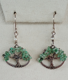 Live Oak Earrings - Emerald / Main Image